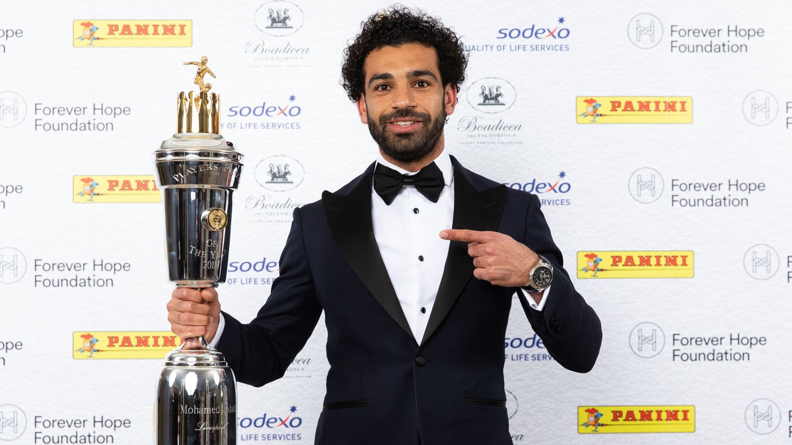 MO SALAH Pict