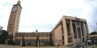 house-SENATECHERARGEI0708GG