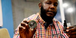 BEARDGROOMINGA