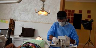 COSMETICDENTISTB