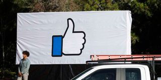 Facebook meta logo