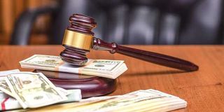 gavel-money
