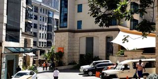 dusit (2)