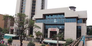 DNKRA2710tr
