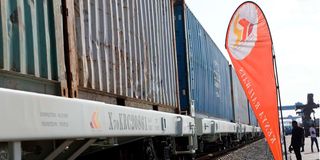 DNCOASTSGRWAGONS0502E