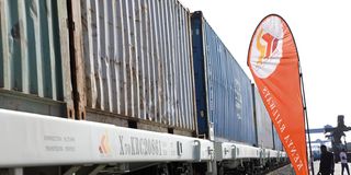 DN COAST SGR WAGONS 0502E