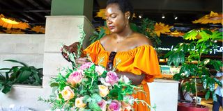 BDL Flowers Gin wt