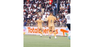 Yanga 02