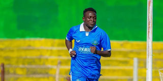 ADEBAYOR Pict