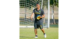 JICH 04