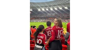 SHOW 01