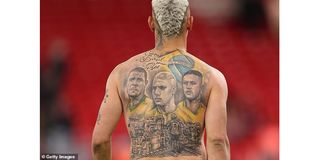 TATO 04